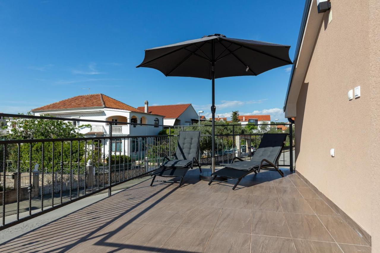 D&D Apartmani Biograd Na Moru Exterior photo